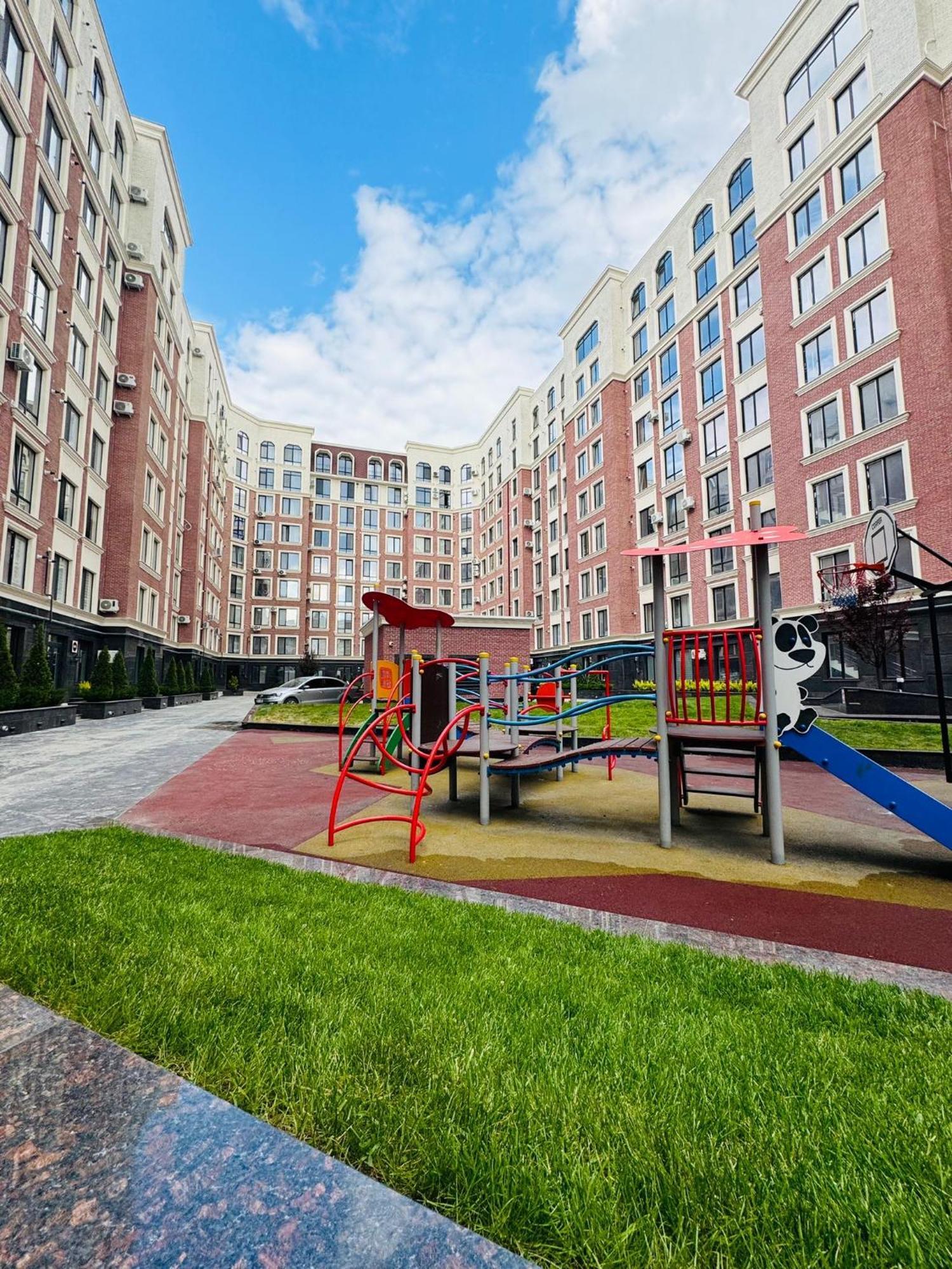 Two Bedroom Apartment In The Center, With Parking, Address Avram Iancu 32 Кишинёв Экстерьер фото